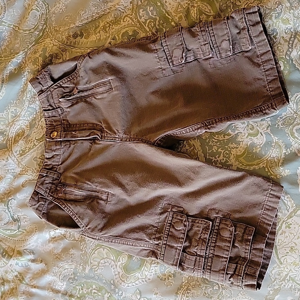 Kule Cargo Shorts - Picture 8 of 8